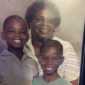 Meet your Posher, Lamont